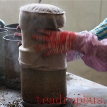 The Refined World of Tea Utensils
