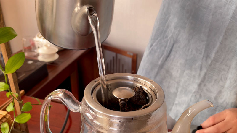 "Four Focus Areas" Continue to Drive Efforts for High-Level Development of the Tea Industry in Xiangyang City