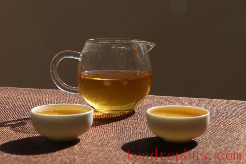 How to Distinguish the Quality of Pu'er Tea Infusion-1