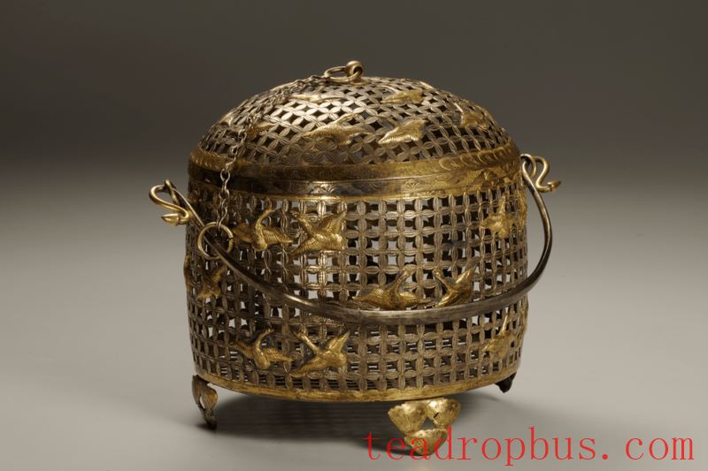 Preparation for the Return of Spring Moisture: Ancient Wisdom on Storing Tea-4