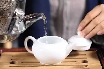 Tea Doesn't Need to be Rinsed, But it Does Need to 