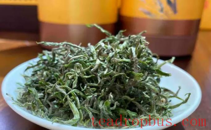 Baojing Golden Tea: A Nectar from Nature-1