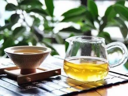 True or False: How Much Do You Know About Tea Rumors?-4