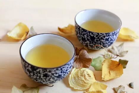 Can Drinking Tea Help Brighten Skin and Combat Smog?-7