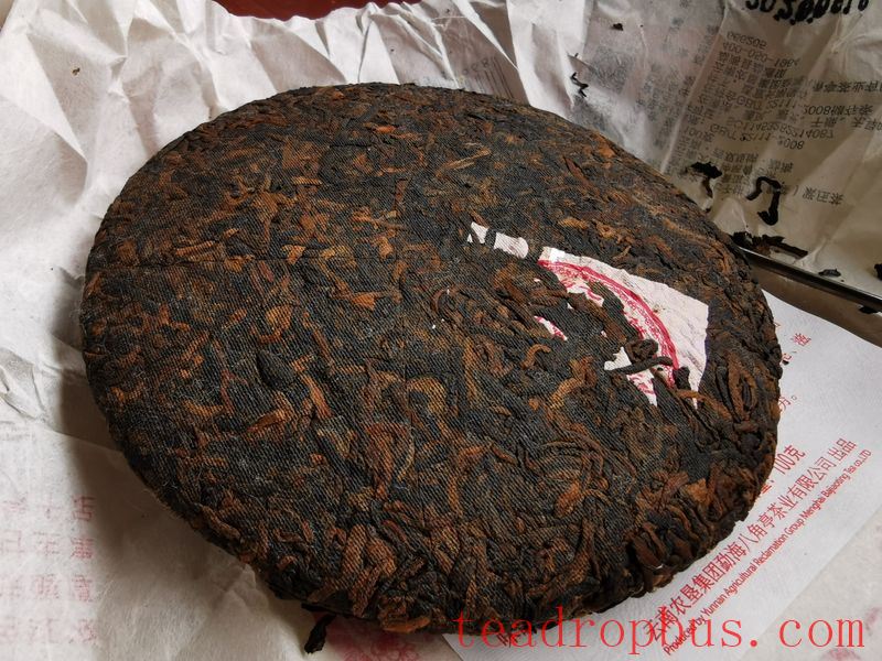 How to Determine If Pu'er Tea Has Become Moist-1