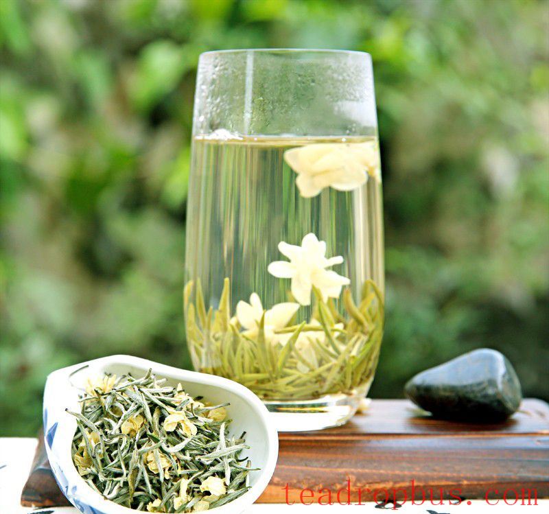 Is Black Tea with Osmanthus Still Black Tea or Flower Tea?-3