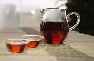 Pu'er Ripened Tea: How Long Should It Be Aged to Taste Good?-10