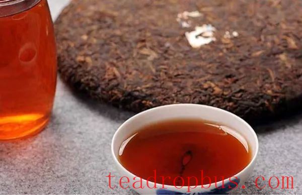 Factors Affecting the Aging Quality of Pu'er Tea-1