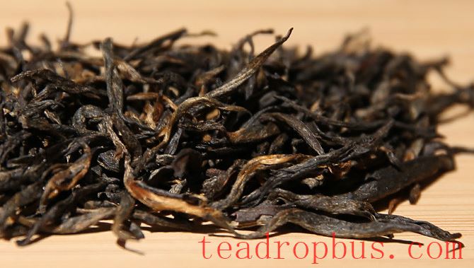 Exploring the Charm of Jin Jun Mei Tea: The Art of Brewing and Tasting-1