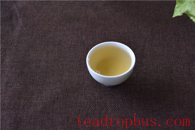 What are the functions of tea polyphenols?-3