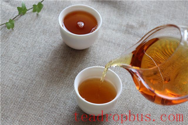 The Hazards of Long-Term Dian Hong Tea Consumption-3