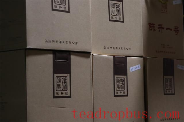 How Should Pu'er Tea Be Stored? Does It Need to Be Stored Airtight?-3