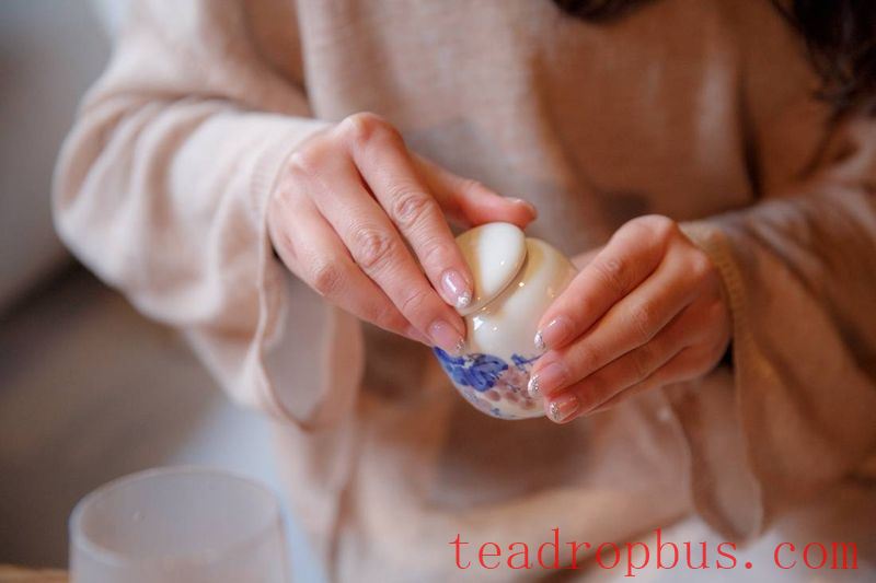 Summer Tea Storage: Master the 