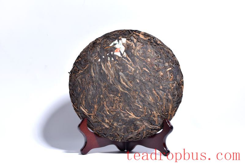 Puer Tea: Which is Better, Sheng or Shou?-4