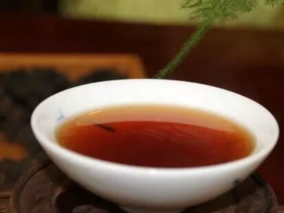 Pu'er Ripened Tea: How Long Should It Be Aged to Taste Good?-6
