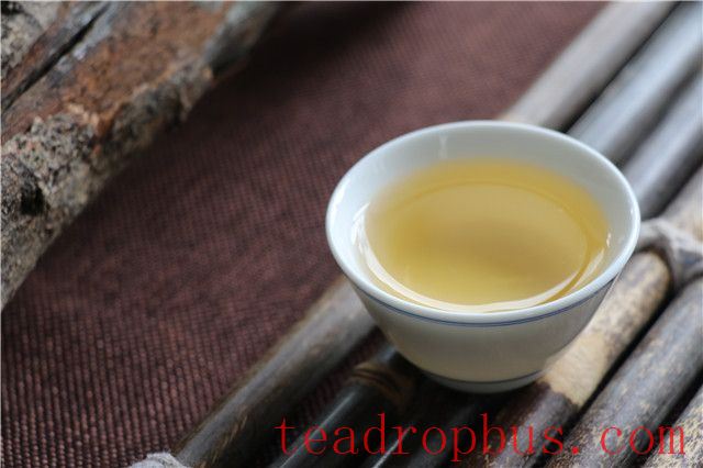 Features of Nannuo Ancient Tree Tea-3