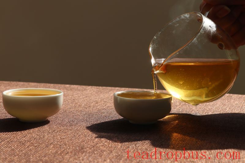 Benefits of Aged Raw Pu'er Tea-3