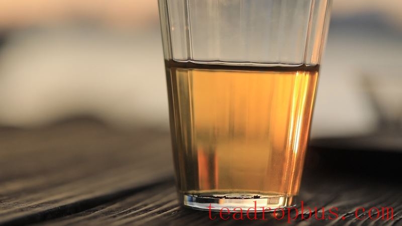 Judging Tea by Its Broth: Tasting Wuyi Rock Tea This Way!-5