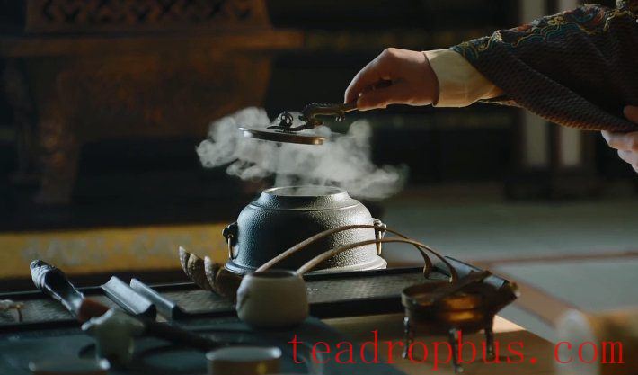 Exploring Ancient Tea Brewing Tools: The Past and Present of a Cup of Tea-2
