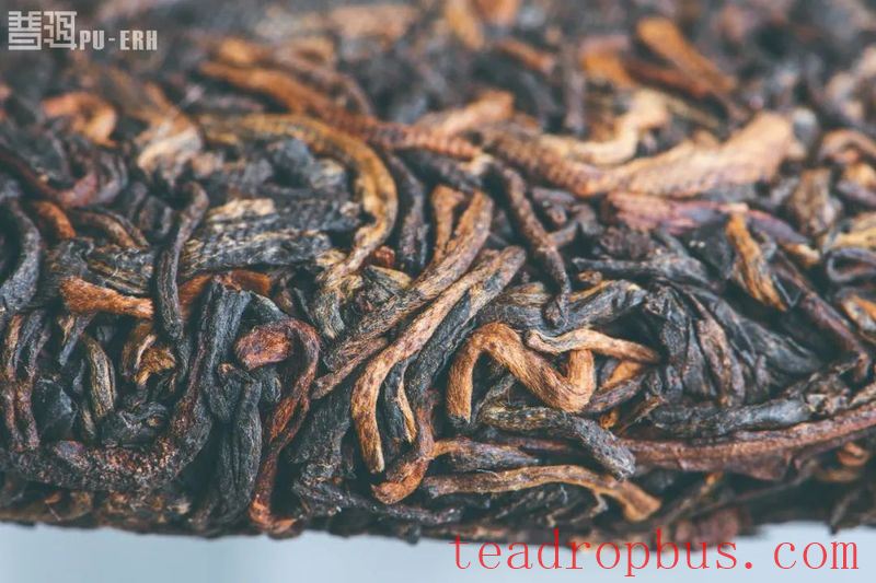 Four Principles Not to Buy and Three Selection Criteria for Aged Pu'er Tea-2