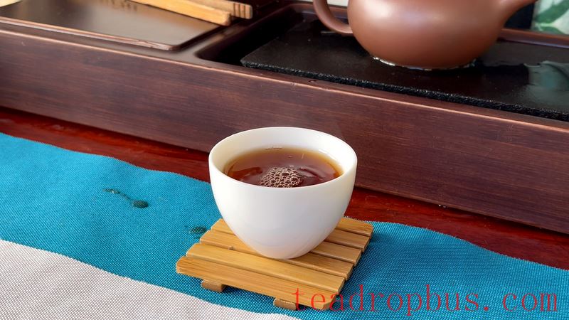 How to Distinguish the Quality of Pu'er Tea Infusion-3