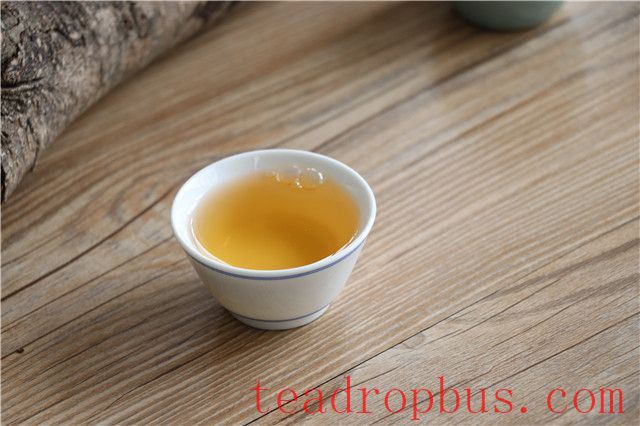 Does Pu'er Tea Need to Be Stored in the Fridge?-4