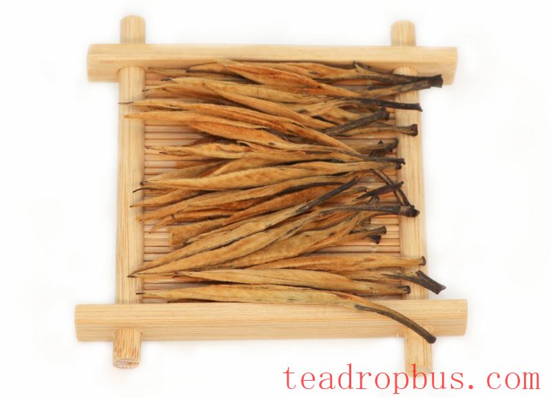 Price of Fengqing Yunnan Black Tea Golden Tips Spring Tea-2