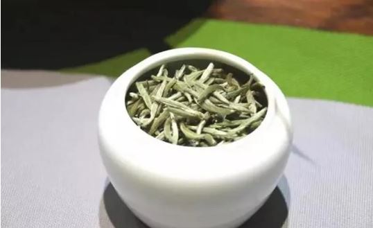 The Allure of the Green Flavor in Fresh White Tea: Exploration and Enlightenment-2