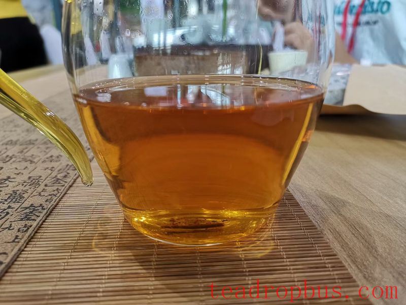 How to Determine the Age of Pu'er Tea?-4