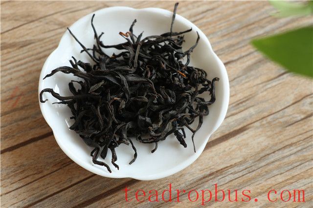 How Much Does Yunnan Black Tea Cost per Pound?-1