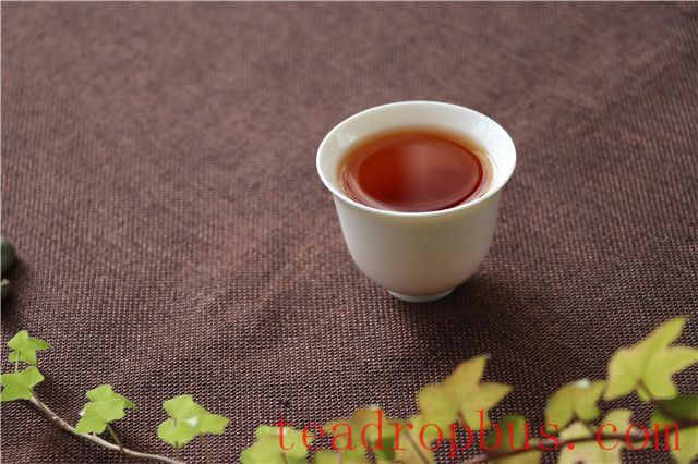 What is the Taste of Good Dian Hong Tea?-3