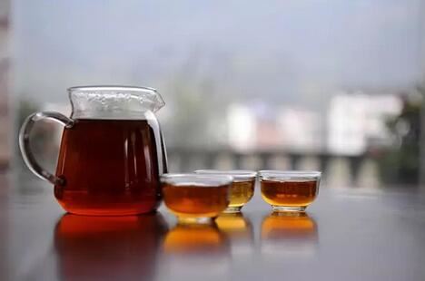Why Are There So Many Tea Stems in Dark Tea? Here's the Answer-3-ChinaTeaGuru: Exploring Chinese Tea Culture and Kung Fu Tea - Tea Art, Tea Ceremony, Tea Knowledge Why Are There So Many Tea Stems in Dark Tea? Here's the Answer-3