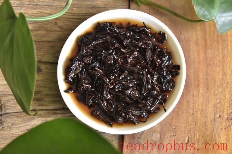 What is the difference between raw and ripe Pu'er tea?-6