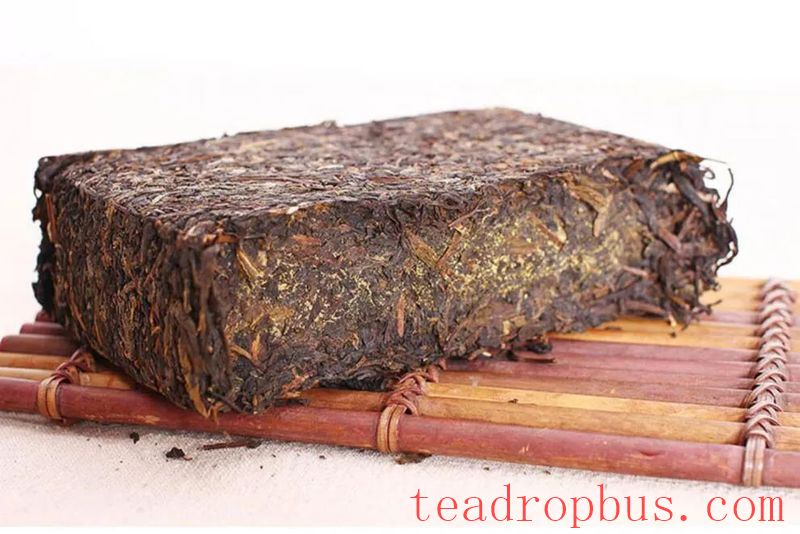 Fu Tea, Brick Tea, Dark Tea: The Universe Within Tea, With Enduring Flavors-1