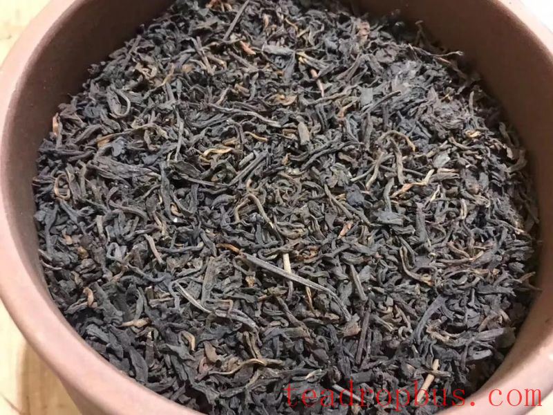 Understanding the Aging and Production Dates of Liubao Tea-1