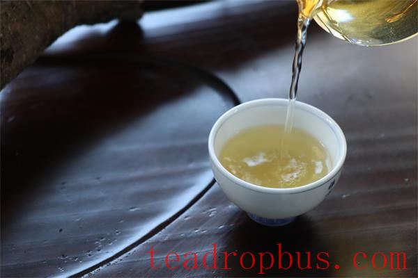 Why are tea drinkers never happier without their tea?-1