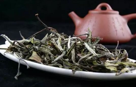 A Brief Discussion on the Effects of Various Types of Tea-6