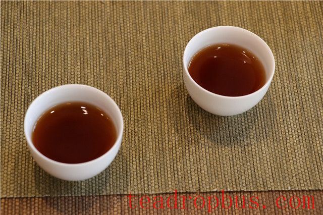 Is Ripened Pu'er Tea Worth Long-Term Storage?-1