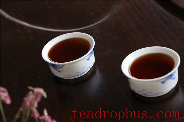 How to Choose a Good Quality Aged Pu'er Tea?-4