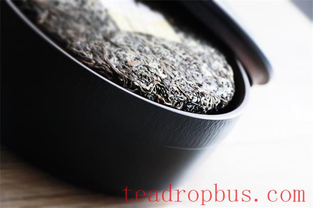 How to Store Pu'er Tea at Home for an Aged and Enhanced Aroma-3