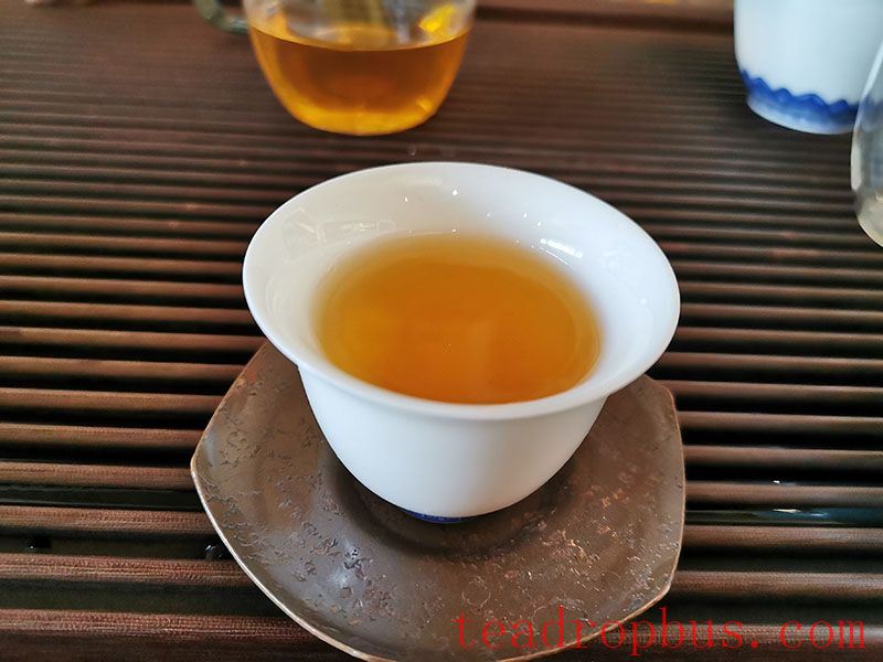 The Benefits of Drinking Aged Tea-2