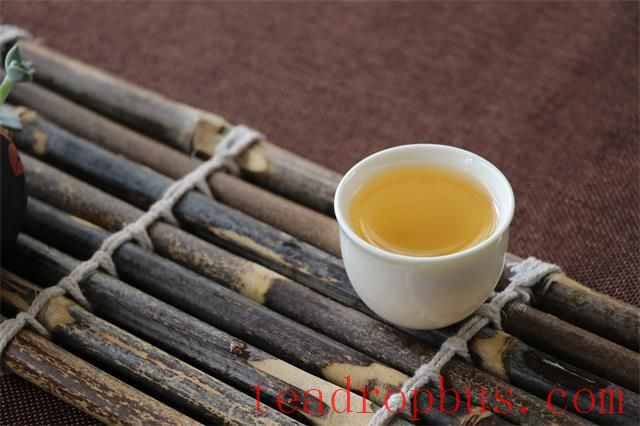 Tea Knowledge: Changes in Major Chemical Components of Pu'er Tea During Storage-2