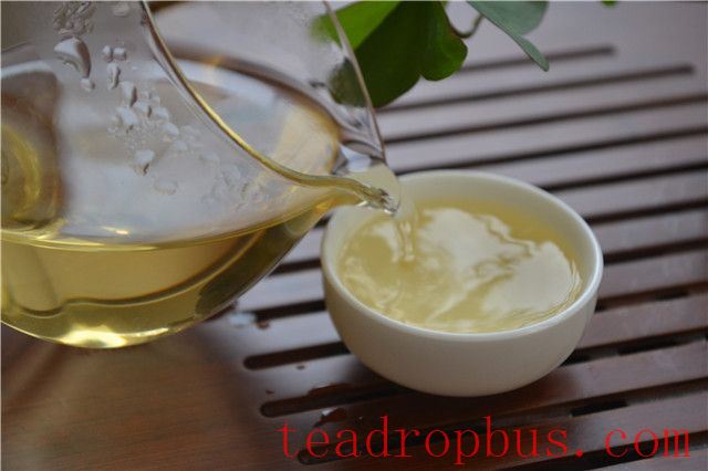 Yiwu Mahhei Ancient Tree Spring Tea Price 2024-3