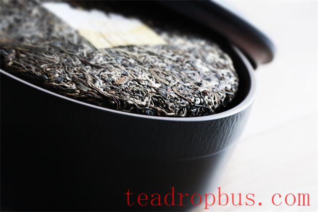 Pu'er Tea Expiration and Storage Methods-4