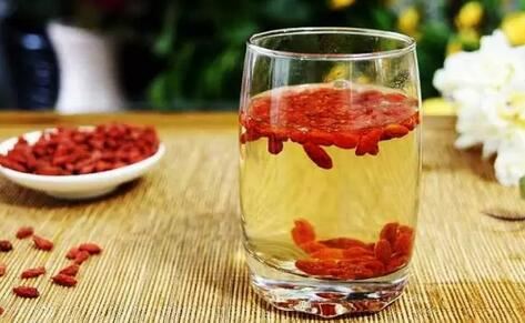 Do not brew green tea and wolfberry together, as it hinders nutrient absorption.-4-ChinaTeaGuru: Exploring Chinese Tea Culture and Kung Fu Tea - Tea Art, Tea Ceremony, Tea Knowledge Do not brew green tea and wolfberry together, as it hinders nutrient absorption.-4