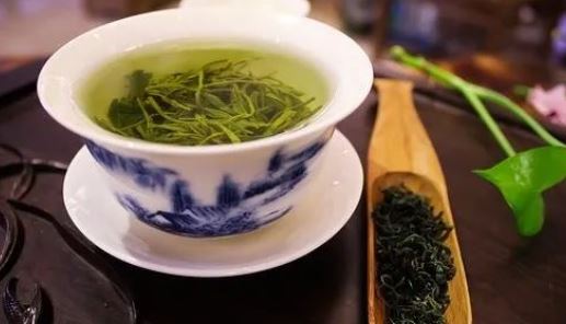 Yunwu Tea Production Techniques from Yingshan, Hubei-1