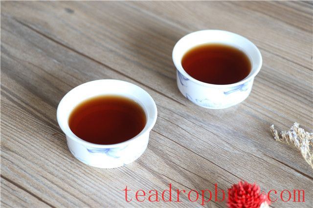 Puer Tea: What's it Like?-3