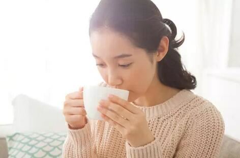 Can Drinking Tea Help Brighten Skin and Combat Smog?-10