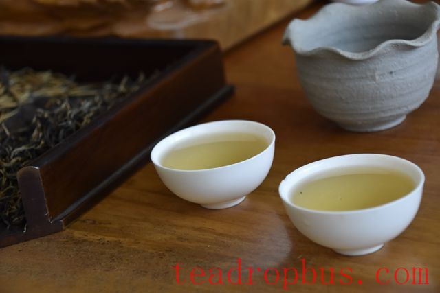 What is the Charm of Yiwu Tea?-3
