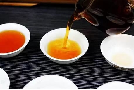 Eight Health Benefits of Tea, Each One Classic-3